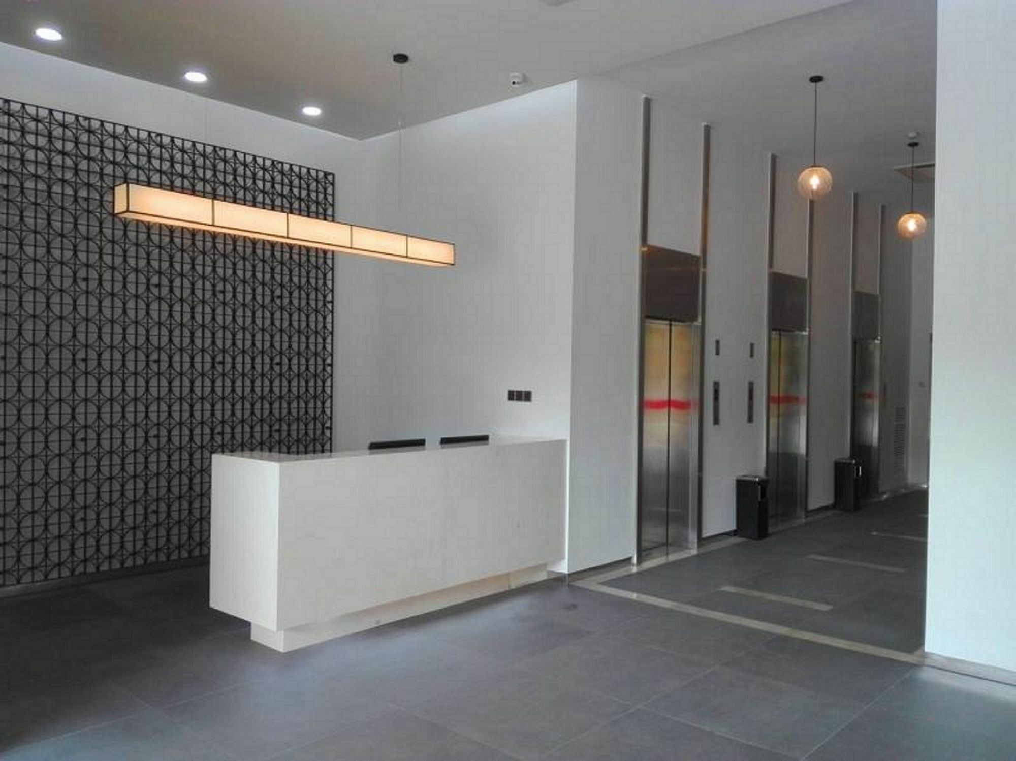 Eastland Hotel & Apartment Phnom Penh Extérieur photo